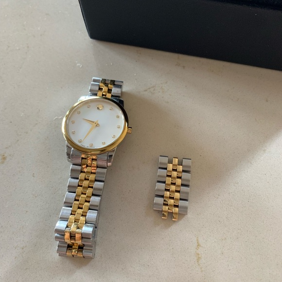 MOVADO Safiro Mother of Pearl Dial Diamond Ladies Watch No. 0606900 - Picture 2 of 7